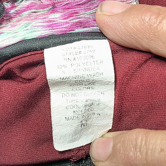 Women's Say Anything Short Sleeve Blouse - Picture 4 of 4